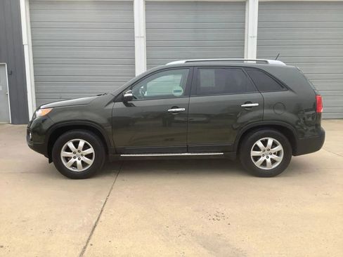 Used 2013 Kia Sorento LX w/ Convenience Pkg image 5