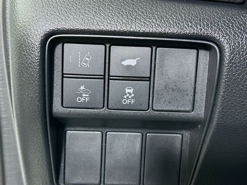 Used 2018 Honda CR-V Touring image 17