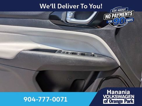 Used 2022 Jeep Compass Limited w/ Sun and Sound Group AWD/4WD image 24