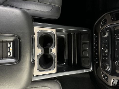 Used 2018 GMC Sierra 2500 Denali w/ Duramax Plus Package image 25