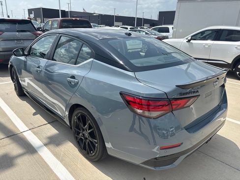 Used 2025 Nissan Sentra SR w/ Midnight Edition FWD image 2