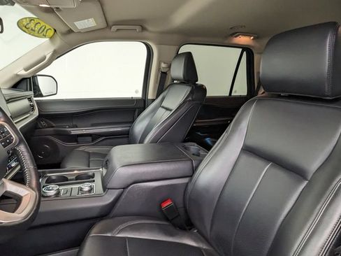 Certified 2023 Ford Expedition XLT AWD/4WD image 2