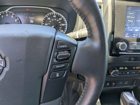 Used 2024 Nissan Frontier SL w/ Technology Package RWD image 33