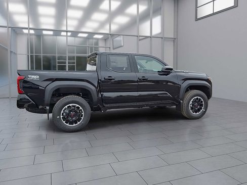 New 2026 Toyota Tacoma TRD Off-Road image 7