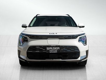 New 2026 Kia Niro Wind w/ Wind Preserve Package