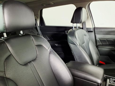 Used 2022 Kia Sorento SX FWD image 10