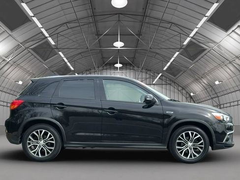 Used 2018 Mitsubishi Outlander Sport ES image 8