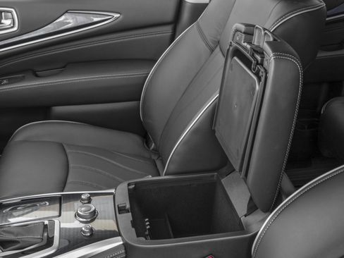 Used 2018 INFINITI QX60 FWD w/ Deluxe Technology Package image 9