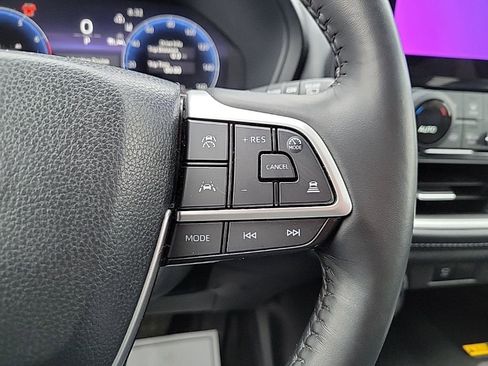 Used 2024 Toyota Grand Highlander Limited image 41