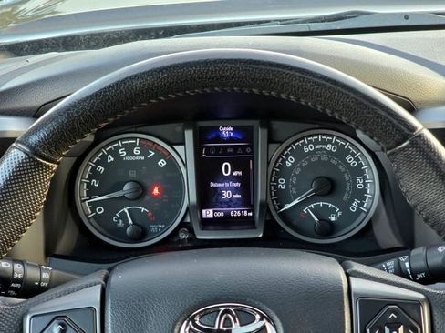 Used 2020 Toyota Tacoma TRD Off-Road w/ TRD Premium Off Road Package image 10