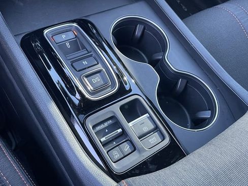 Used 2025 Honda Pilot Sport image 20