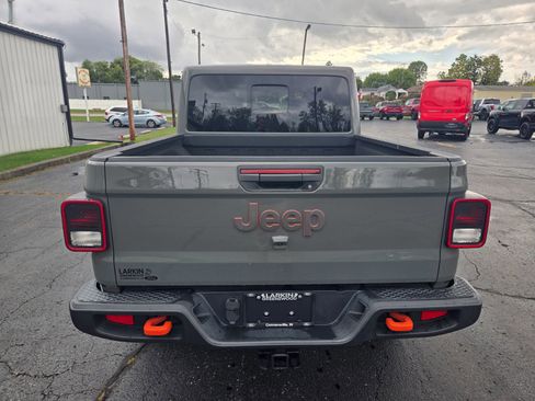 Used 2021 Jeep Gladiator Mojave w/ Cold Weather Group image 4