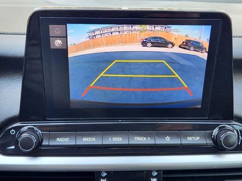 Certified 2024 Kia Forte LXS w/ LXS Technology Package FWD image 17
