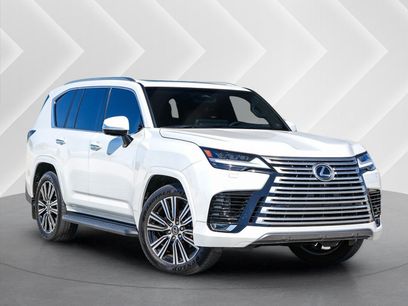 Used 2026 Lexus LX 600 4WD w/ Luxury Package