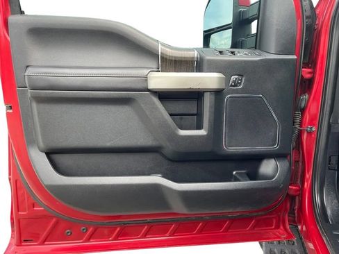 Used 2021 Ford F250 Lariat w/ Tremor Off-Road Package AWD/4WD image 16