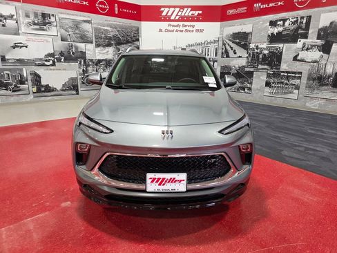 New 2026 Buick Encore GX Sport Touring w/ Comfort Package AWD/4WD image 9