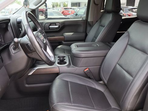 Used 2021 GMC Sierra 1500 SLT w/ SLT Premium Plus Package RWD image 24