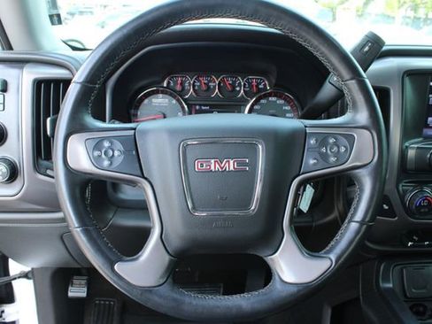 Used 2015 GMC Sierra 1500 SLE image 22