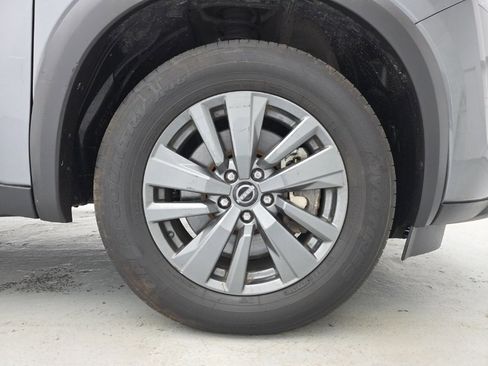 Used 2023 Nissan Pathfinder SV w/ Black Appearance Package image 19