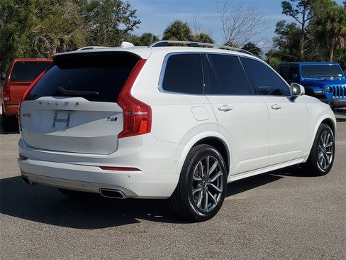 Used 2019 Volvo XC90 T6 Momentum w/ Advanced Package image 4