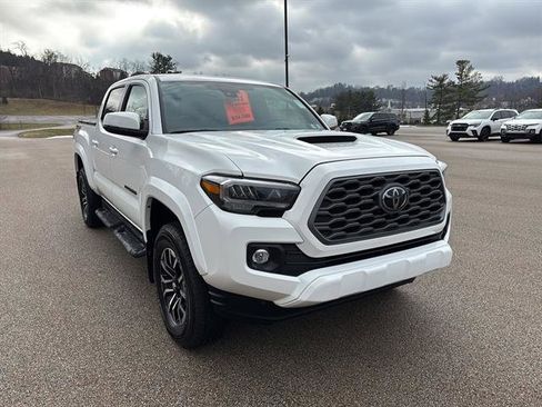 Used 2023 Toyota Tacoma TRD Sport image 6