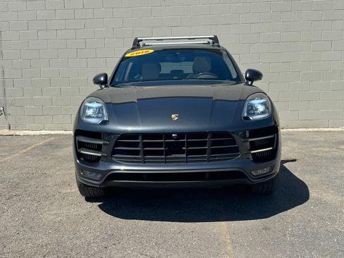 Used 2018 Porsche Macan Turbo AWD/4WD image 26