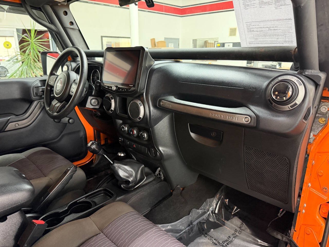 Used 2012 Jeep Wrangler Unlimited Sport AWD/4WD image 17