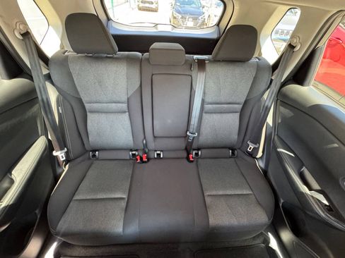 Used 2025 Nissan Rogue SV FWD image 35