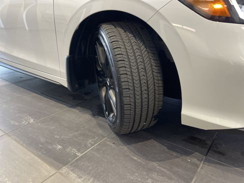 Used 2025 Honda Civic Si image 13