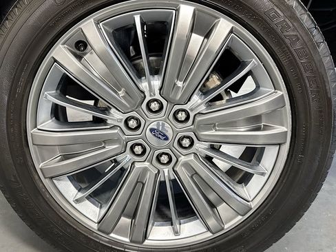 Used 2024 Ford F150 Platinum w/ Equipment Group 703A Plus image 32