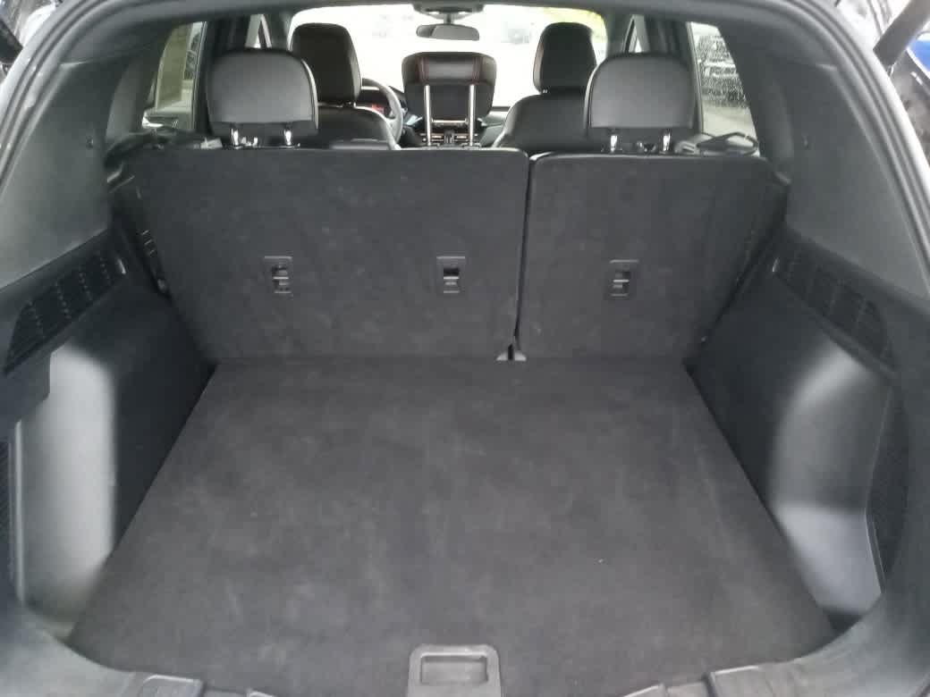 Used 2025 Ford Escape ST-Line Select AWD/4WD image 29