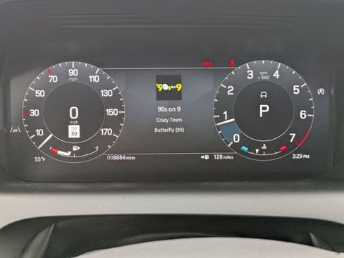 Used 2024 Land Rover Discovery Sport Dynamic SE image 30