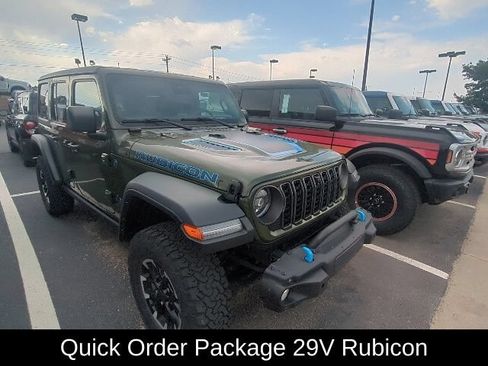 Used 2024 Jeep Wrangler Unlimited Rubicon 4xe w/ Technology Group AWD/4WD image 4