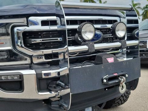 Certified 2022 Ford F350 Lariat w/ Lariat Ultimate Package AWD/4WD image 11