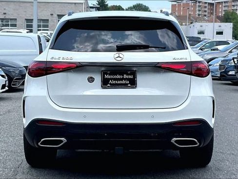 Used 2026 Mercedes-Benz GLC 300 4MATIC image 3