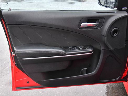 Used 2022 Dodge Charger GT image 13