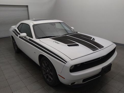 Used 2018 Dodge Challenger GT w/ GT Interior Package AWD/4WD image 13