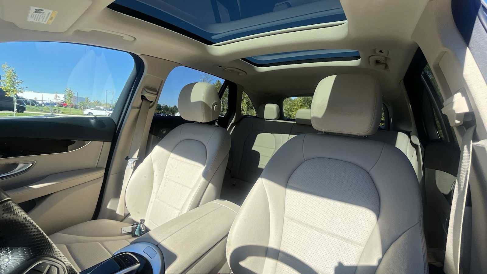 Used 2018 Mercedes-Benz GLC 350e 4MATIC image 14
