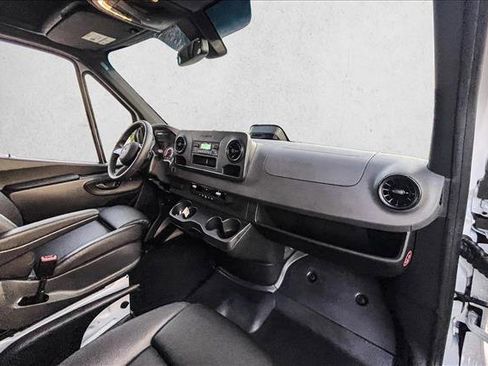 Used 2026 Mercedes-Benz Sprinter 2500 image 18