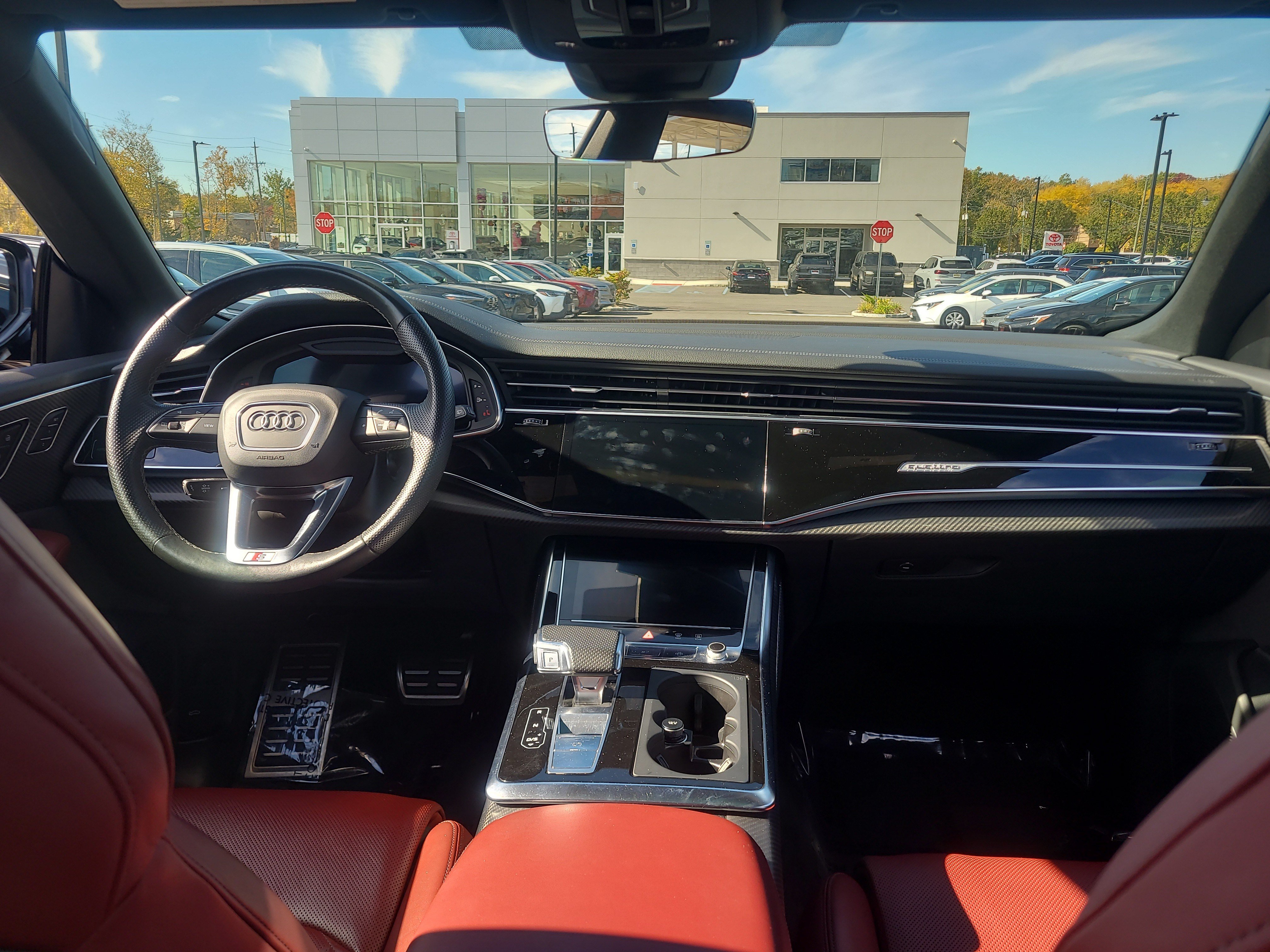 Used 2024 Audi SQ8 Prestige w/ Prestige Package AWD/4WD image 18
