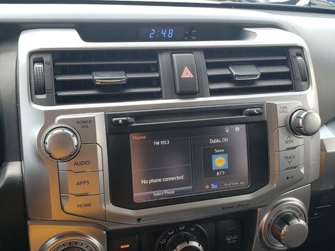 Used 2017 Toyota 4Runner SR5 AWD/4WD image 21
