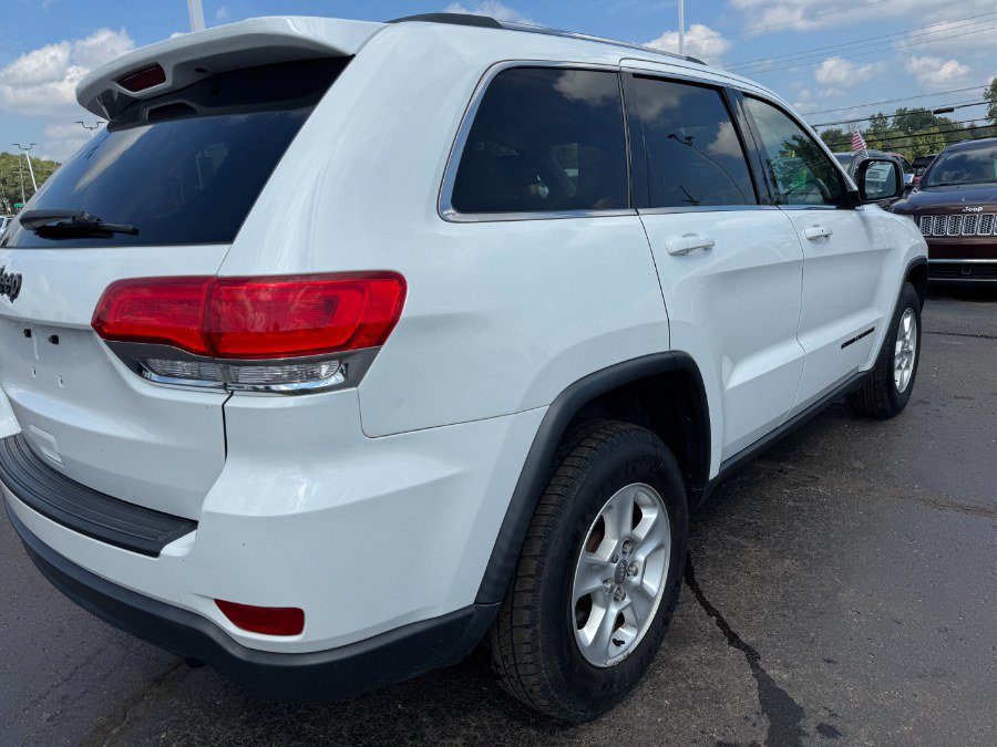 Used 2014 Jeep Grand Cherokee Laredo w/ Quick Order Package 23E AWD/4WD image 11