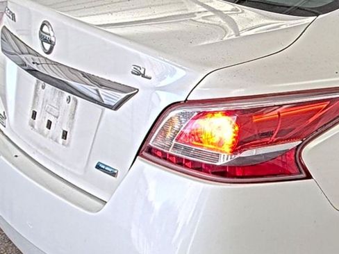 Used 2013 Nissan Altima 2.5 SL w/ Technology Pkg FWD image 7