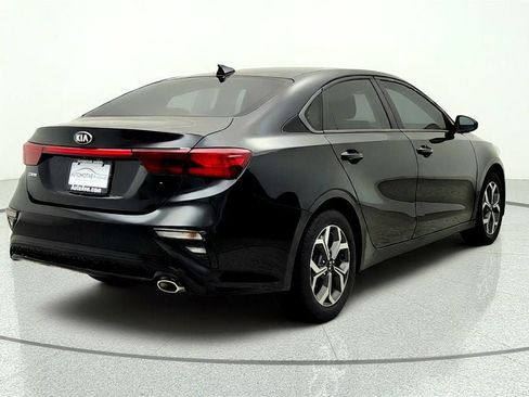 Used 2019 Kia Forte LXS FWD image 5