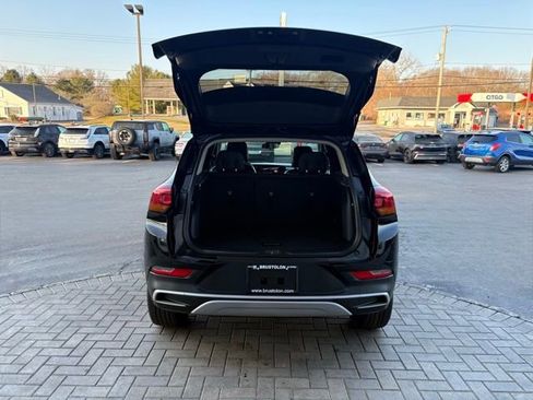 Used 2024 Buick Encore GX Preferred w/ Comfort Package image 11