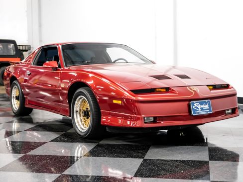 Used 1988 Pontiac Firebird Trans Am image 15