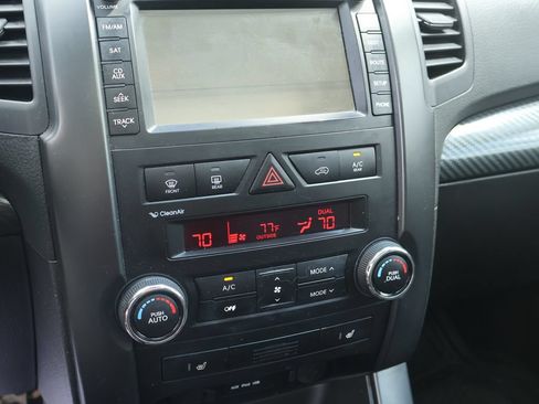 Used 2011 Kia Sorento SX FWD image 40
