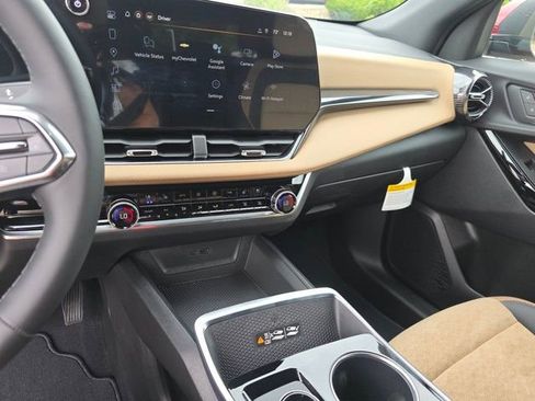 New 2026 Chevrolet Equinox ACTIV w/ Convenience Package III image 12