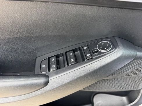 Used 2022 Kia Seltos LX AWD/4WD image 15