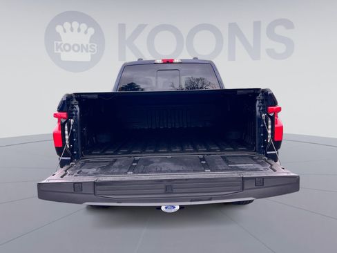 Used 2023 Ford F150 Lightning Platinum image 24